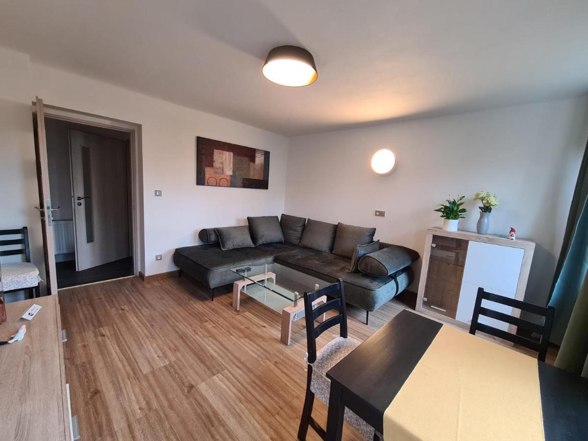 Apartman U Labe Nymburk Zewnętrze zdjęcie