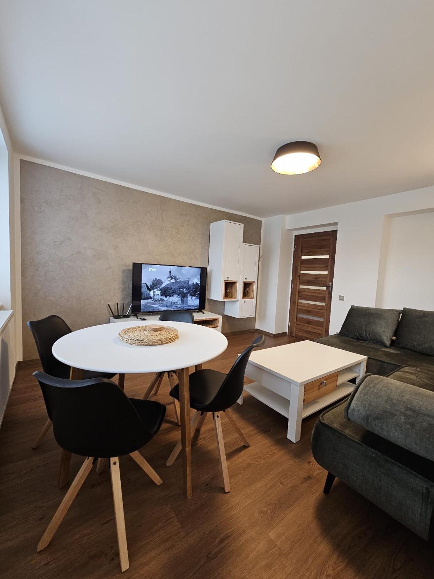Apartman U Labe Nymburk Zewnętrze zdjęcie